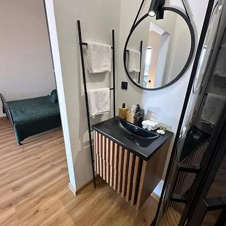 Tavi Lägenhetshotell 3*