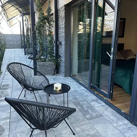 Tavi Aparthotel Nupaky