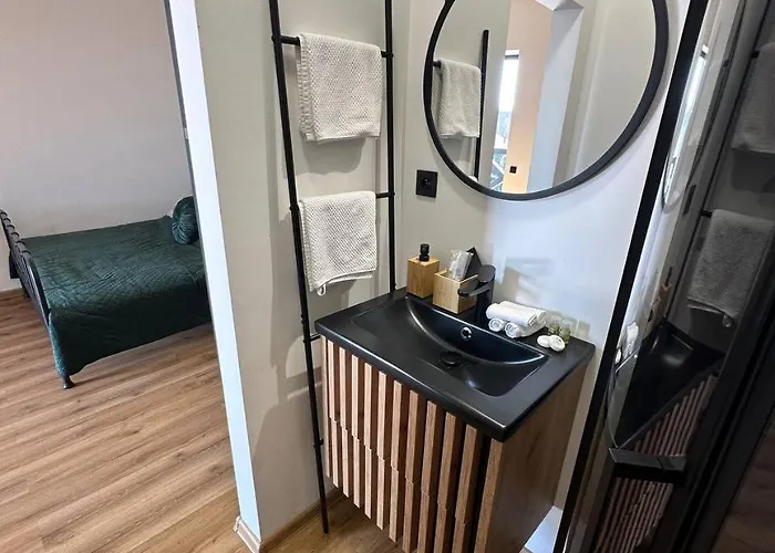 Tavi Lägenhetshotell 3*